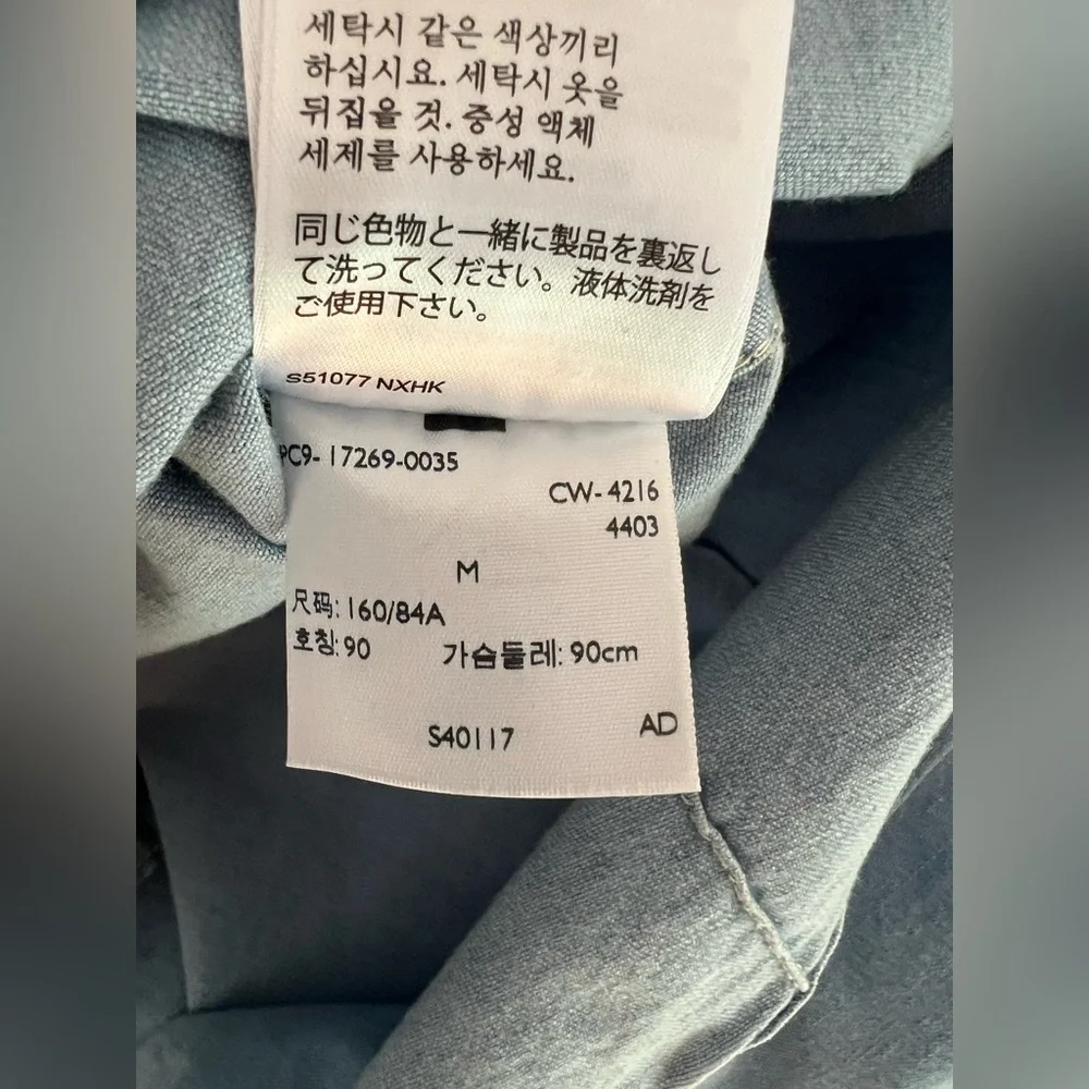 Levi’s essential western denim tailored fit shirt size M - Picture 11 of 12